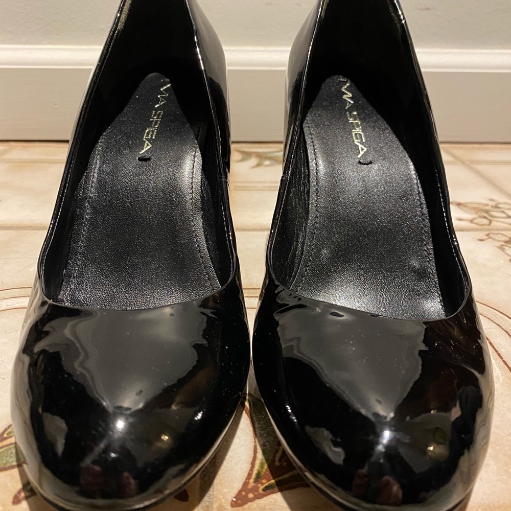 Via Spiga 3.5 inch patent leather pump